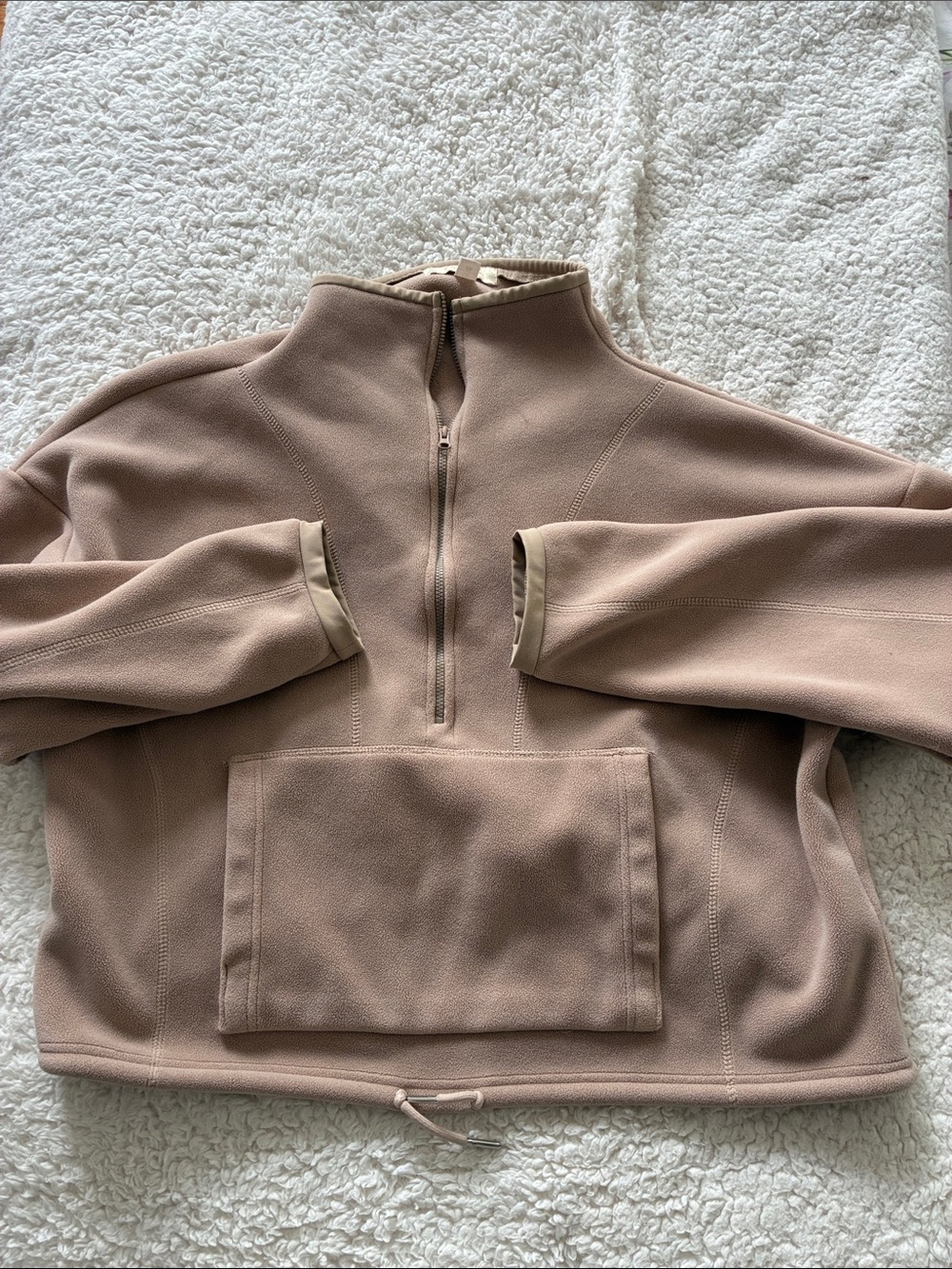 Half-Zip Pullover Sweatshirt in Taupe